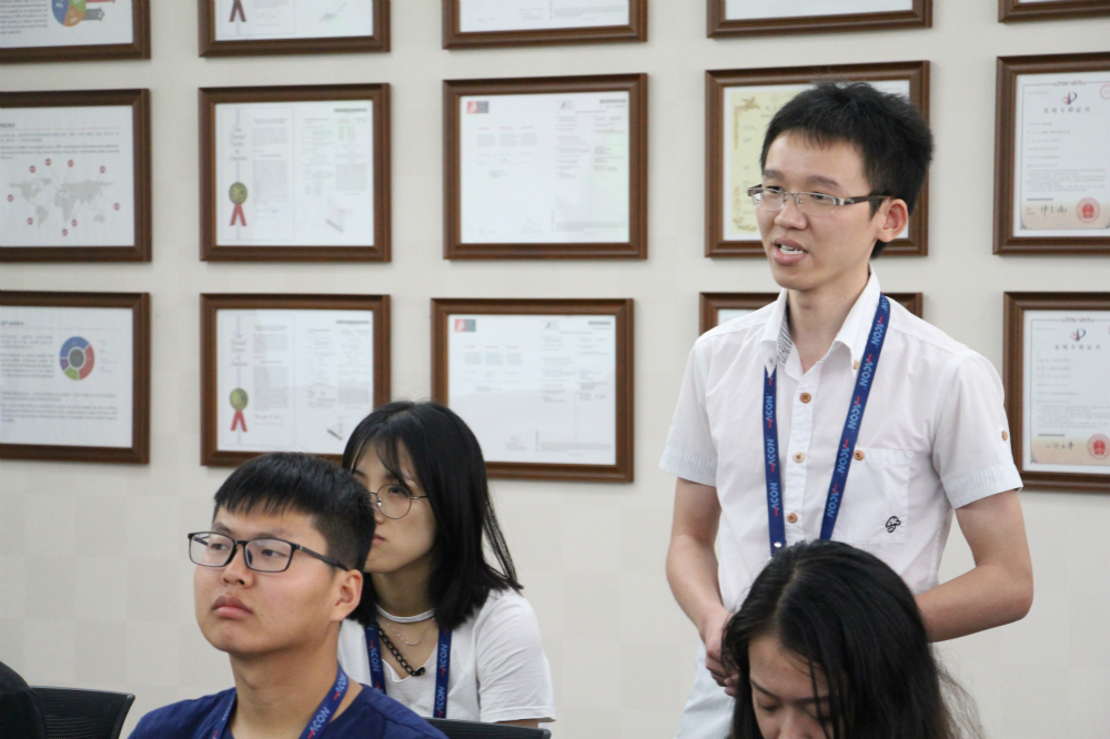 現(xiàn)場提問_meitu_4.jpg 現(xiàn)場提問_meitu_4.jpg